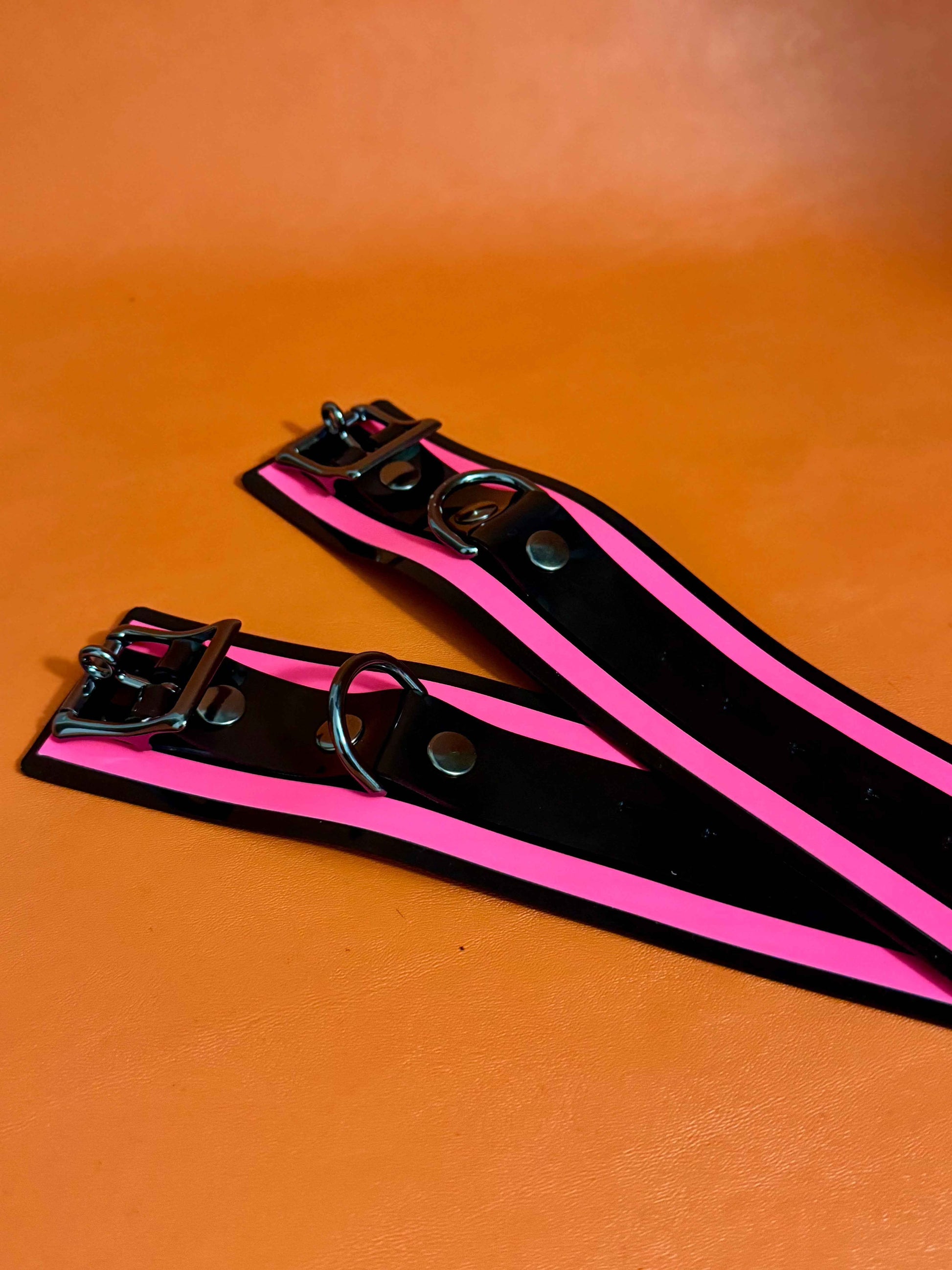 Custom Striped Bondage Collar and Cuffs
