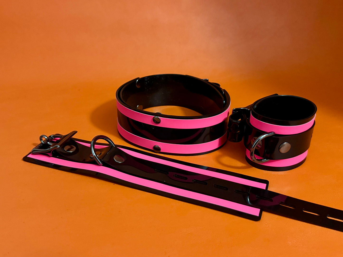 Custom Striped Bondage Collar and Cuffs