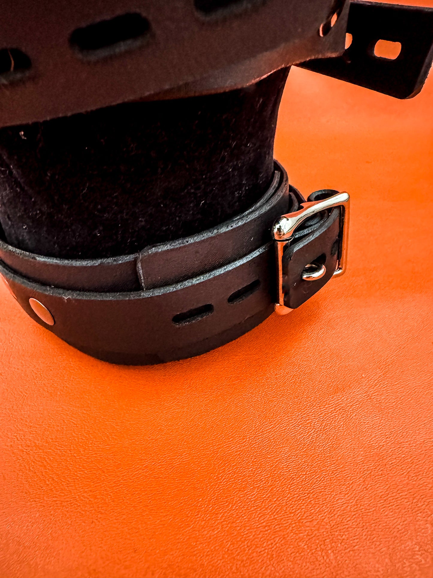 Mute Muzzle 2.0 Leather